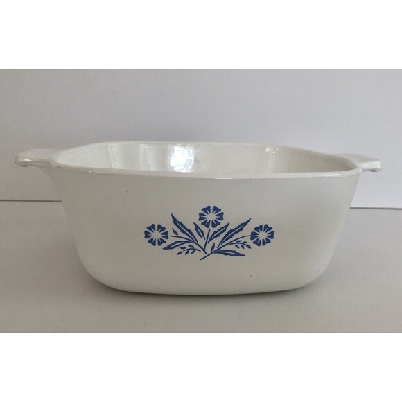 Vintage Corning Ware Cornflower Blue 1 1/2 qt. Casserole Dish P-1 1/2-B Made USA - Picture 6 of 12